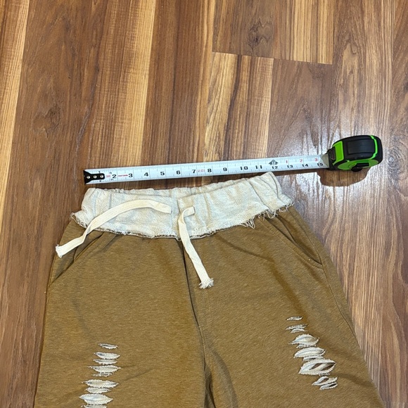 NEW POL Latte Patch and Distressed without Distressing(?) Jogger Pants Sz Medium - Picture 4 of 11